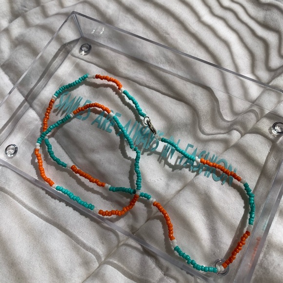 Tie dye T-shirt with matching choker and bracelet - Picture 4 of 6